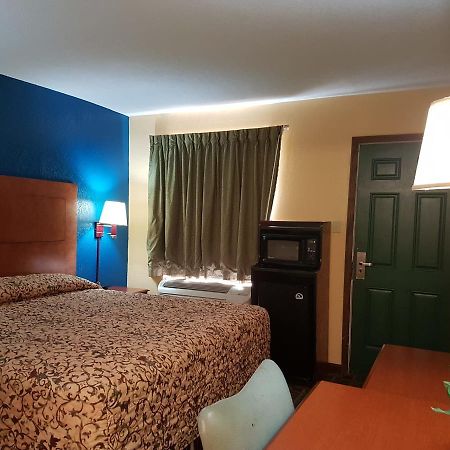 Executive Inn Victoria Ngoại thất bức ảnh