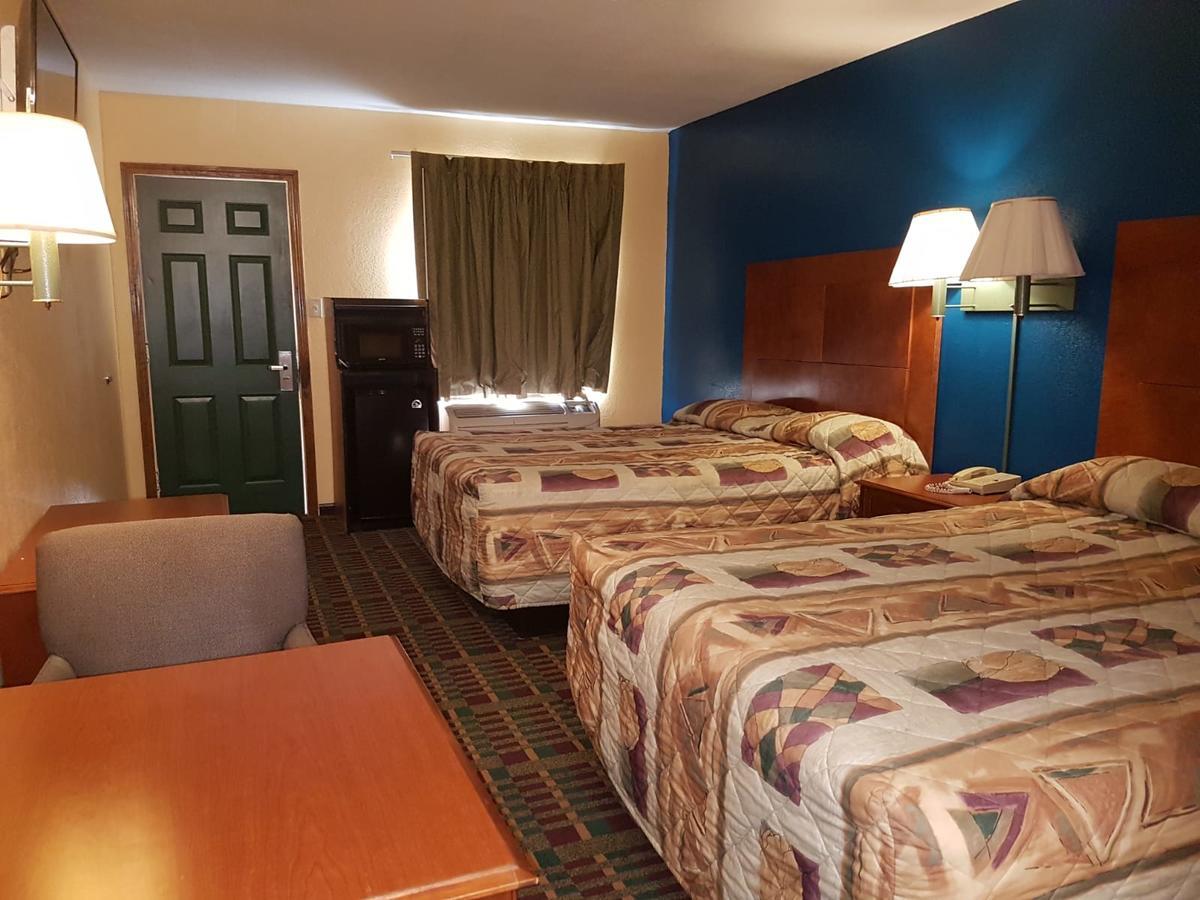Executive Inn Victoria Ngoại thất bức ảnh